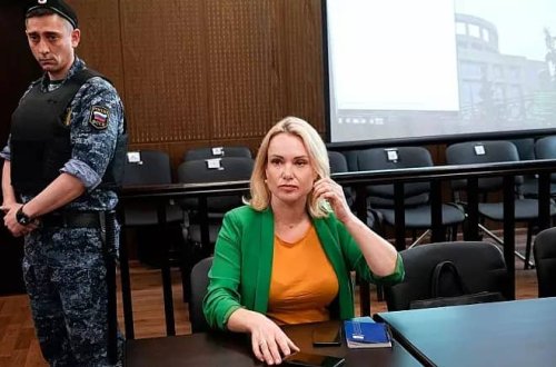 Müharibəyə qarşı çıxdığı üçün həbs edilən jurnalist Rusiyadan qaçıb