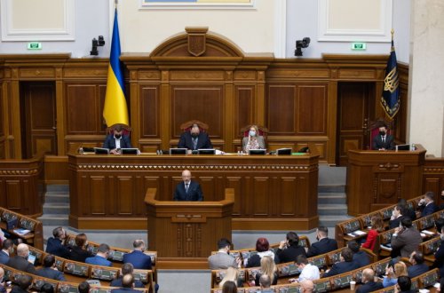 Ukrayna parlamenti hərbi xərclərin daha 10,5 mlrd. dollar artırılmasını dəstəkləyib