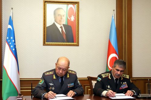 Azərbaycan və Özbəkistan müdafiə nazirlikləri arasında ikitərəfli əməkdaşlıq planı imzalanıb