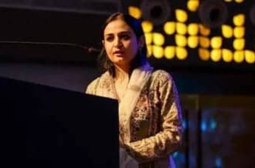 Hindistan kəşmirli jurnalistin xaricə çıxışına icazə VERMƏDİ