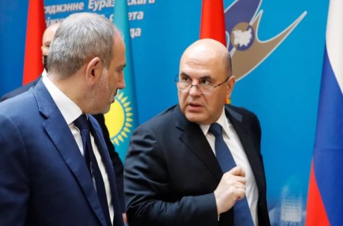 Rusiya Baş naziri İrəvana gedib