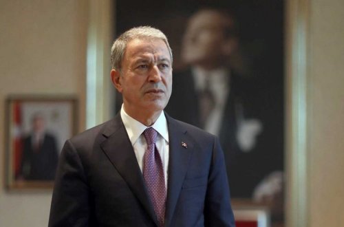 Hulusi Akar: “Biz həm təyyarələr, həm də tanklar istehsal edəcəyik”
