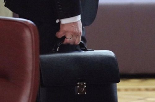 Dövlət Radiotezliklər İdarəsinin rəisi vəzifəsindən azad olunub