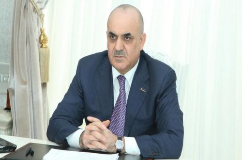 DSMF-nin sabiq şöbə müdiri 18 min manat rüşvət verdiyini deyib - Səlim Müslümovun məhkəməsi