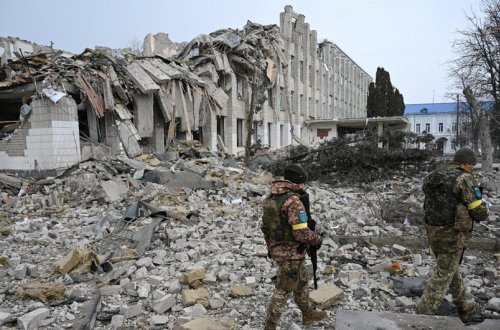 Niderland hərbi cinayətləri araşdırmaq üçün Ukraynaya ekspertlər göndərir