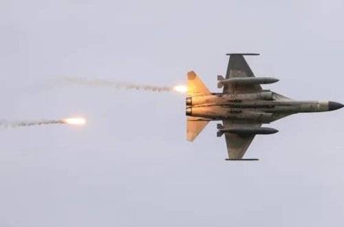 Myanma festivalı bombaladı: 80 NƏFƏR ÖLÜ VAR