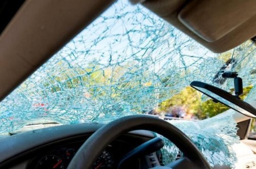 Bərdədə avtomobilin traktorla toqquşması nəticəsində 20 yaşlı qız ölüb