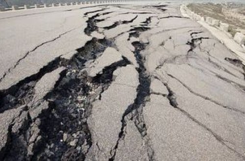 Filippində güclü zəlzələ olub