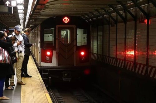 Nyu-York metrosunda təhlükəsizlik tədbirləri gücləndirildi