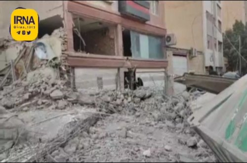 İranda çökən binanın qalıqları uçub, 1 nəfər ölüb