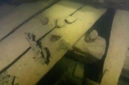 İsveçdə 300 illik hərbi gəminin qalıqları TAPILIB