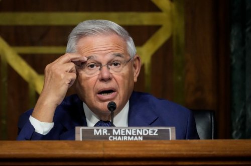 ABŞ-da ermənipərəst senator istintaqa cəlb olunub