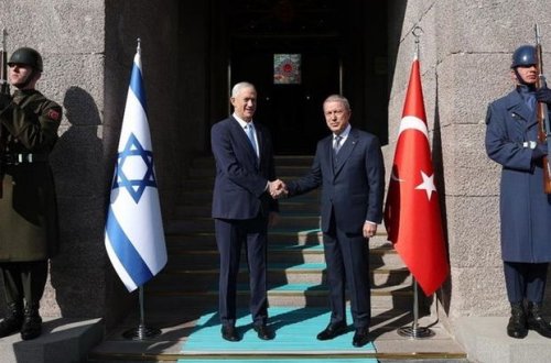 Ankarada Türkiyə və İsrailin müdafiə nazirləri arasında görüş keçirilib