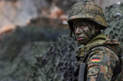 Spiegel: Almaniyada hərbi xidmətdən imtina edənlərin sayı artıb