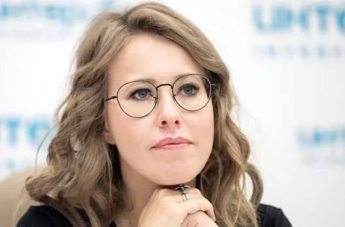 Putinin xaç qızı ölkədən piyada qaçıb