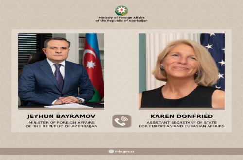 XİN rəhbəri Blinkenin köməkçisi ilə Ermənistanla normallaşma prosesini müzakirə edib