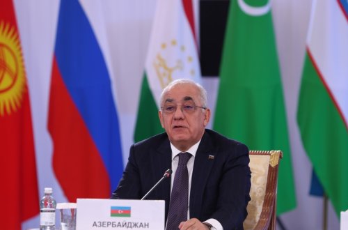 Əli Əsədov: “Azərbaycan Ermənistan ilə sülhə hazırdır, lakin bir qarış torpağından əl çəkməyəcək”