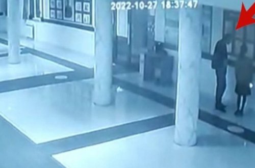 Məktəbdə azyaşlı qıza qarşı əxlaqsızlıq edən kişi saxlanıldı - VİDEO