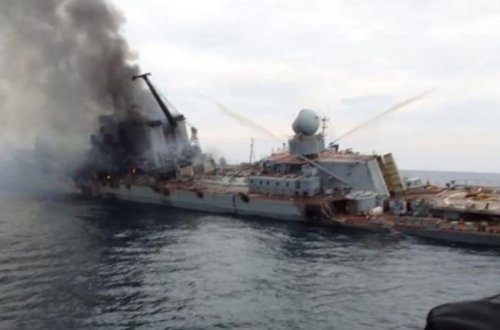 Ukrayna ordusu Sevastopol körfəzinə hücum edib, Rusiyanın minaxtaran gəmisi zədələnib - YENİLƏNİB