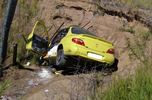 В Сумгайыте автомобиль съехал в овраг, водитель скончался в больнице