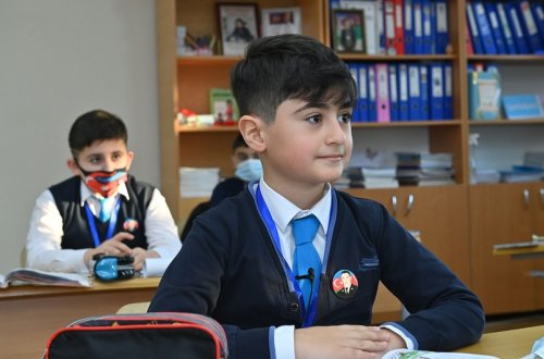 Noyabrın 5-i beş günlük, 7-si altı günlük məktəblərdə dərs olacaq