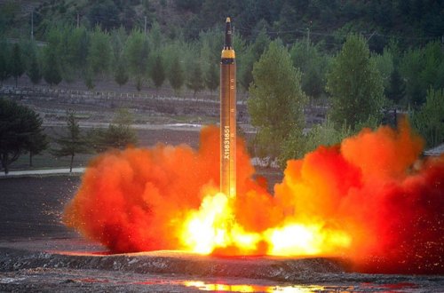 Şimali Koreya yenidən ballistik raketlər buraxıb