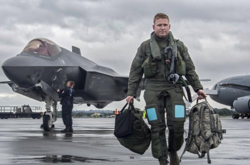 Britaniyanın müdafiə naziri: “Ölkədə F-35 üçün kifayət qədər pilot yoxdur”