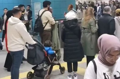 Türkiyədə Bosfor boğazı altındakı tuneldə fövqəladə vəziyyət: Qatarların hərəkəti dayandırıldı