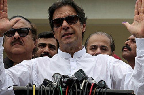 İmran Xana qarşı sui-qəsd cəhdi: Ayağından yaralandı