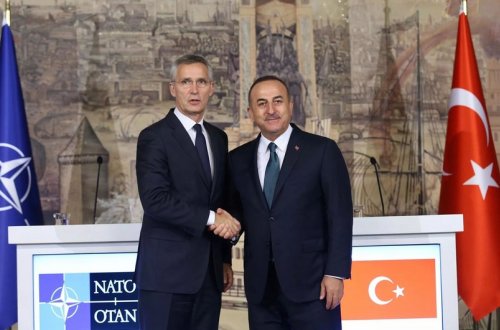 NATO Türkiyəni taxıl sazişini genişləndirməyə çağırıb
