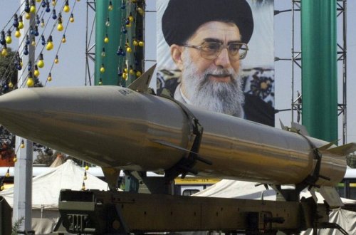 ABŞ kəşfiyyatı: İran nüvə silahı yaratmaq proqramının sürətləndirilməsində Rusiyadan kömək istəyir