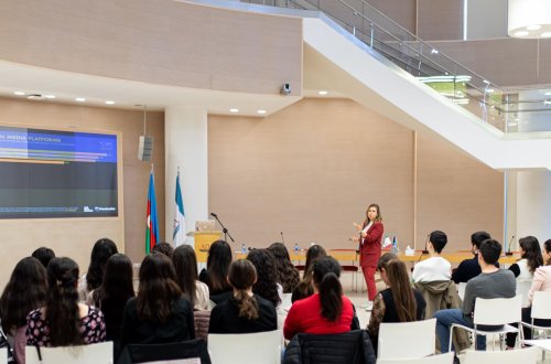 “Rəqəmsal media və kommunikasiya” mövzusunda “MEDİA talks” açıq seminarı keçirilib