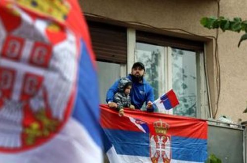 Kosovoda 300 serb polis istefa verərək etiraz edib