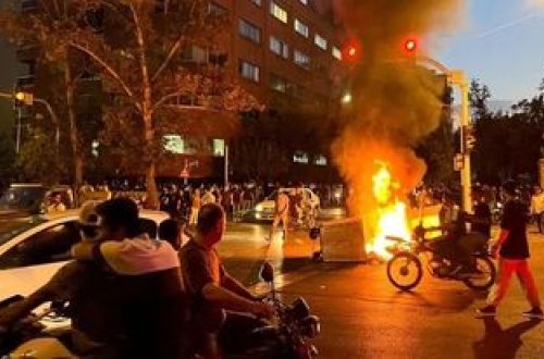 İranda etirazlar nəticəsində ölənlərin sayı 304-ə çatıb