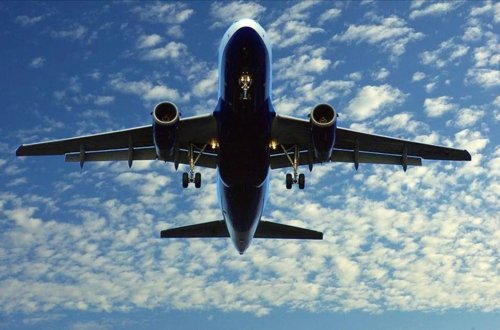 Kolumbiya və Venesuela arasında 3 ildən sonra ilk dəfə uçuş baş tutub