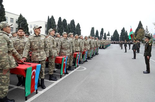 Azərbaycan Ordusunda andiçmə mərasimləri keçirilib