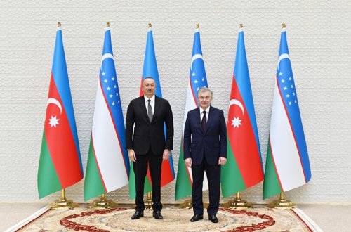 Səmərqənddə Azərbaycan və Özbəkistan prezidentləri arasında görüş keçirilib - YENİLƏNİB