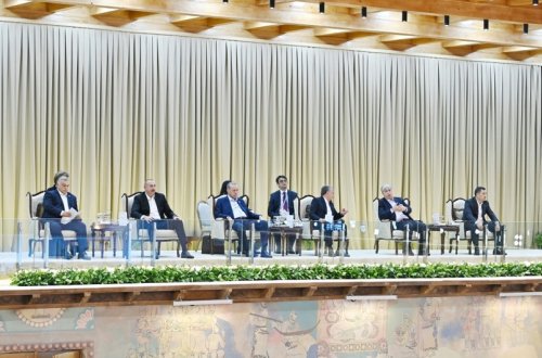 Səmərqənddəki “Əbədi şəhər” kompleksində Türk Dövlətləri Təşkilatına üzv ölkələrin folklor ifalarının təqdimatı olub