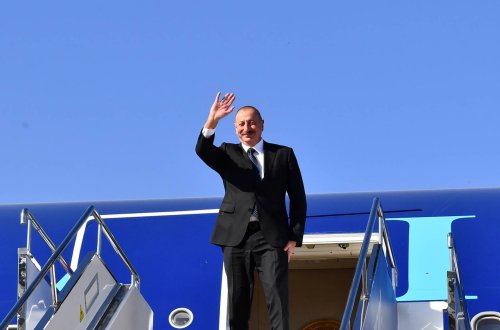 Prezident İlham Əliyevin Özbəkistana səfəri başa çatıb