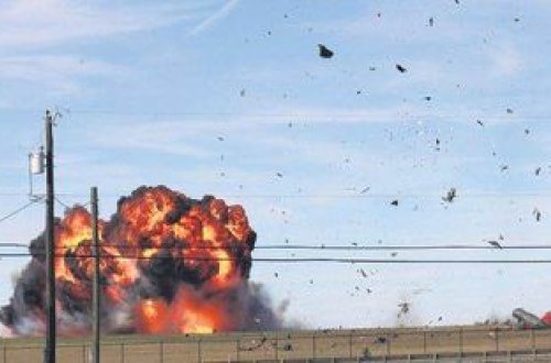 ABŞ-da nümayiş təyyarələrinin havada toqquşması nəticəsində 6 nəfər ölüb