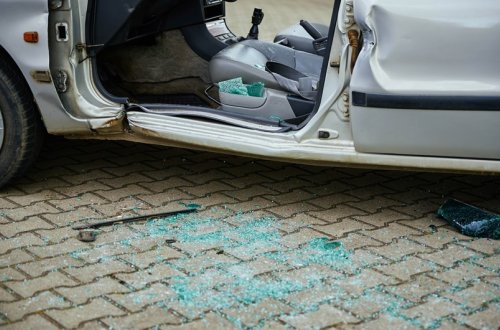 Qubada zəncirvari qəza olub, üç nəfər xəsarət alıb