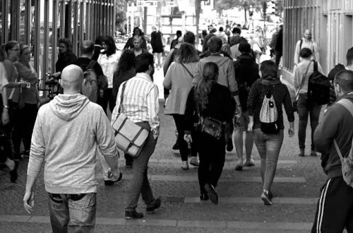 Dünya əhalisi bu gün 8 milyarda çatdı