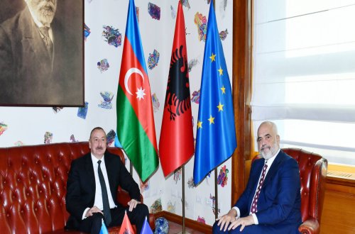 Prezident İlham Əliyevin Albaniyanın Baş naziri ilə təkbətək görüşü olub - YENİLƏNİB