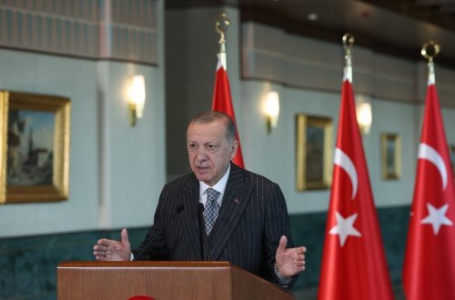 Ərdoğan: “Polşaya raket atılması texniki səhv ola bilər”