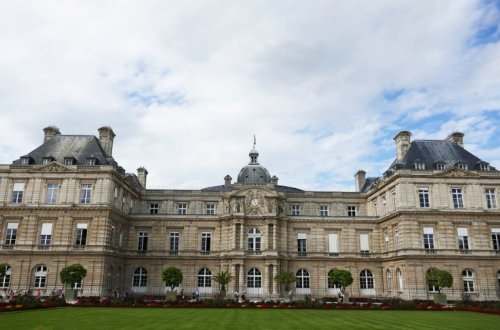 Fransa Senatının qəbul etdiyi qətnamə ikiüzlülüyün növbəti nümunəsidir - Elşən Musayev