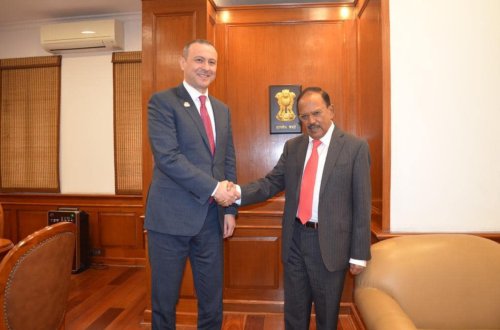 Armen Qriqoryan Hindistan Baş nazirinin müşaviri ilə görüşüb