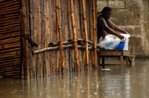 Konqoda leysan 20 nəfərin ölümünə səbəb olub