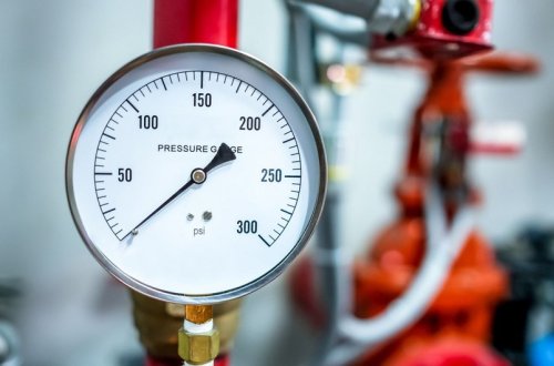 Avropada təbii qazın qiyməti 1200 dolları ötüb