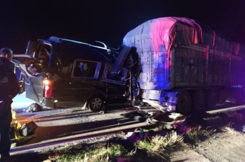 Türkiyədə tanınmış aktyorları daşıyan avtobus qəzaya düşdü - Ölənlər var