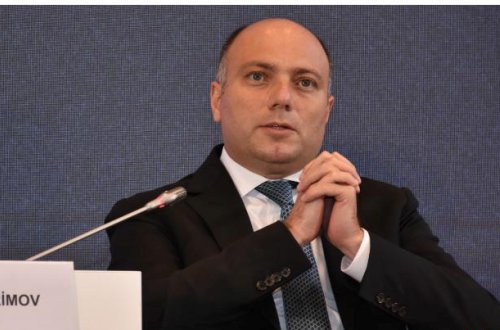 Nazir Anar Kərimov dövlət vəsaitlərini belə mənimsəyir — Şəhərin mərkəzində xanımına 3 milyonluq ofis alıb (FAKTLAR)